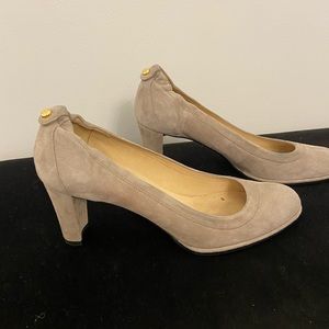 Stuart Weitzman Size 9 Beige Heels